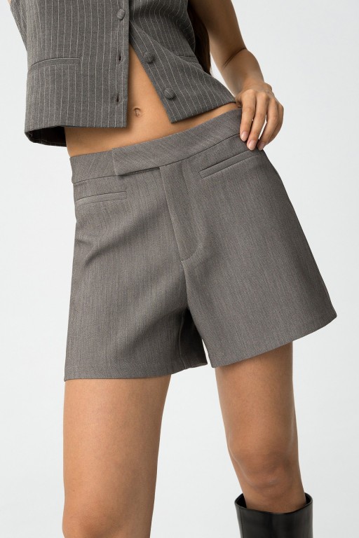SHORT MARCELA GRIS PIEDRA