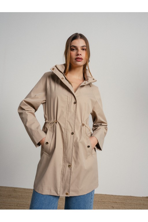 PARKA CON CAPUCHA