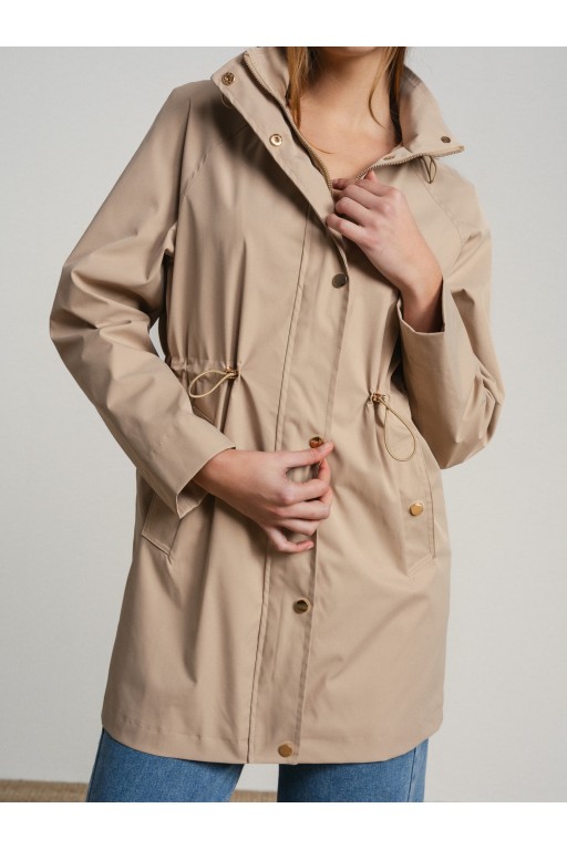 PARKA CON CAPUCHA